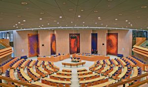 Staatssecretaris licht beleidsaanpak gevaarlijke stoffen toe